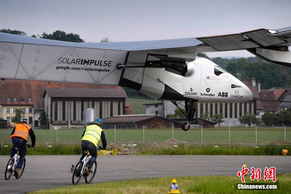 Baptême de l'air réussi pour Solar Impulse 2