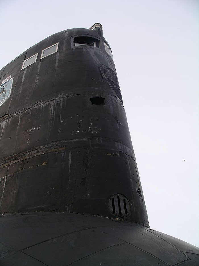 Apparition simultanée de trois sous marins Typhoon, les plus grands du monde