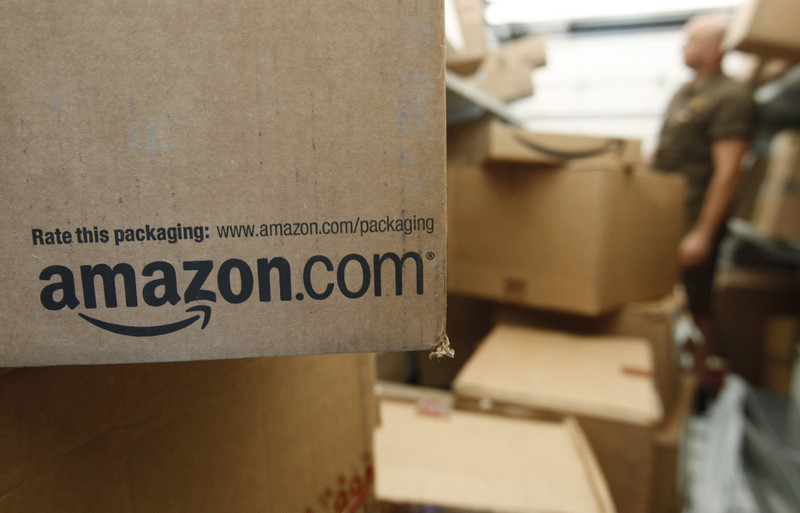 N ° 10  Amazon.com Amazon.com est une société américaine de commerce électronique international qui siège à Seattle, Washington. Site qui est devenu le plus grand détaillant en ligne au monde.