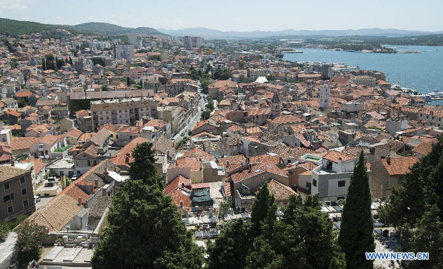 La belle ville Šibenik de Croatie