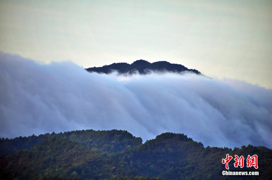 Photos : une impressionnante cascade de nuages dans le Jiangxi
