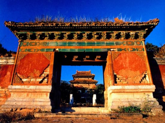 5. Les tombeaux des Ming (Shisanling), situés dans les collines de Tianshou, à 50 km de Beijing