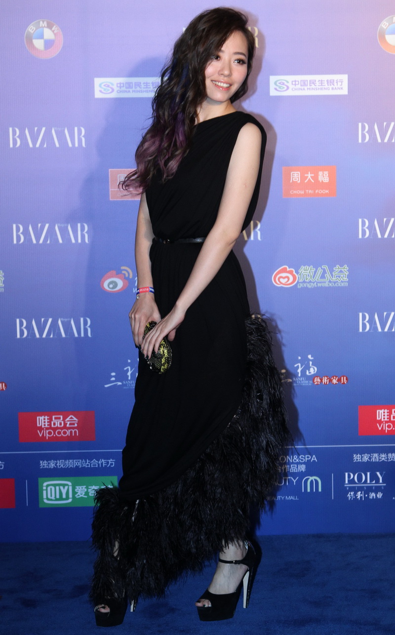 Des stars participent à la BAZAAR Stars Charity Night 2014 