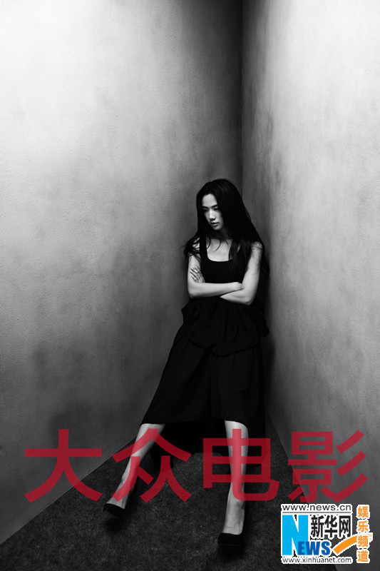 Tang Wei et Ann Hui posent pour un magazine