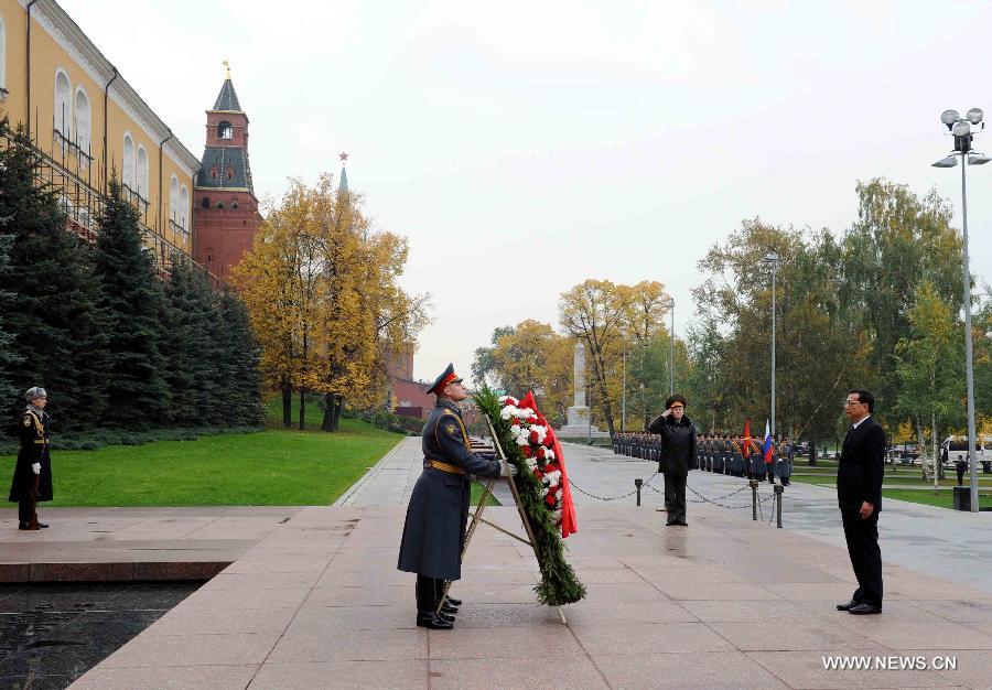 Le PM chinois promet de s'unir à la Russie pour sauvegarder la victoire de la Seconde Guerre mondiale et l'ordre d'après-guerre