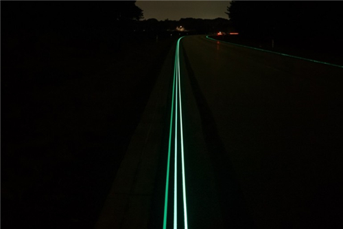 Une première autoroute lumineuse aux Pays-Bas