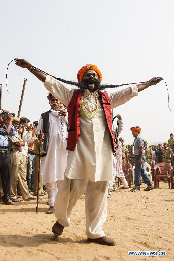 Un concours de moustaches en Inde