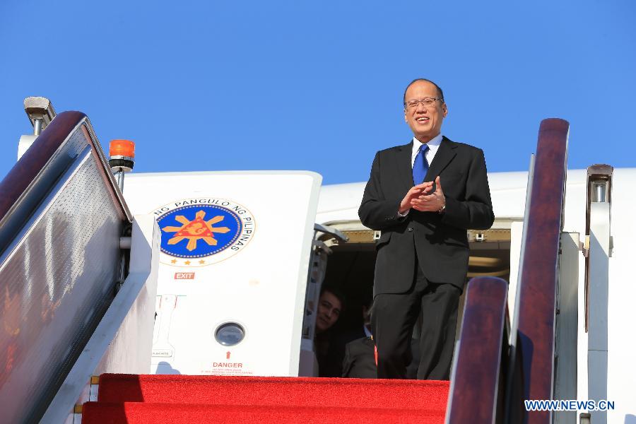 Le président des Philippines arrive à Beijing pour participer à la réunion de l'APEC