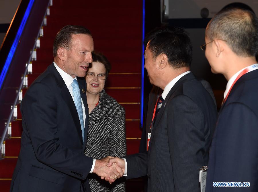 Arrivée à Beijing du Premier ministre australien pour la réunion de l'APEC