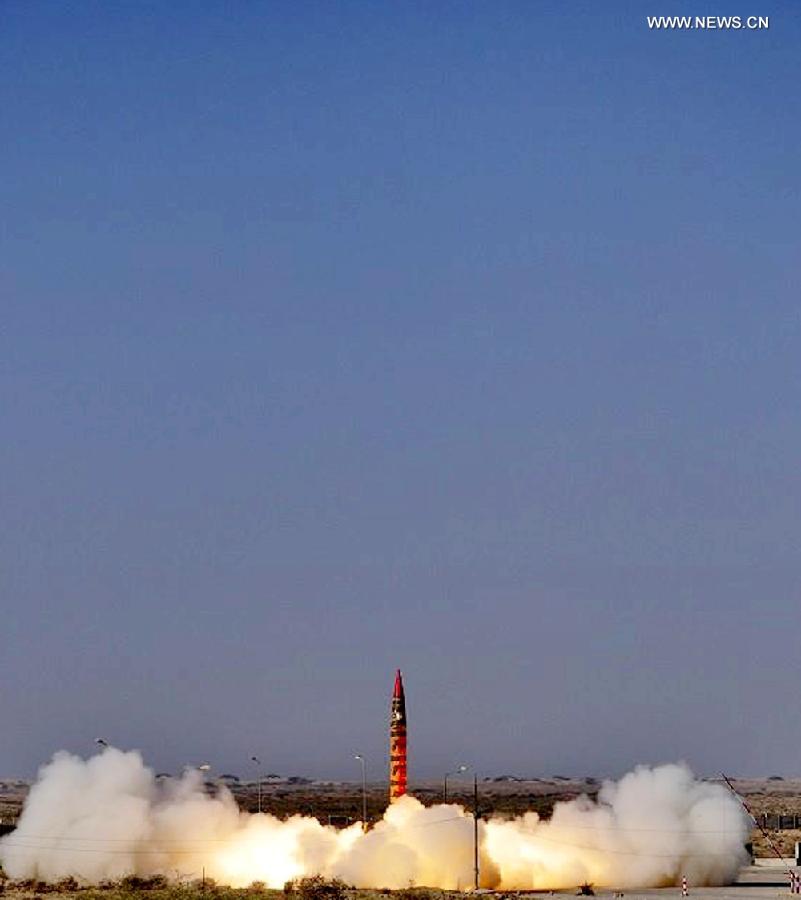 Pakistan : tir d'essai d'un missile balistique à portée intermédiaire 