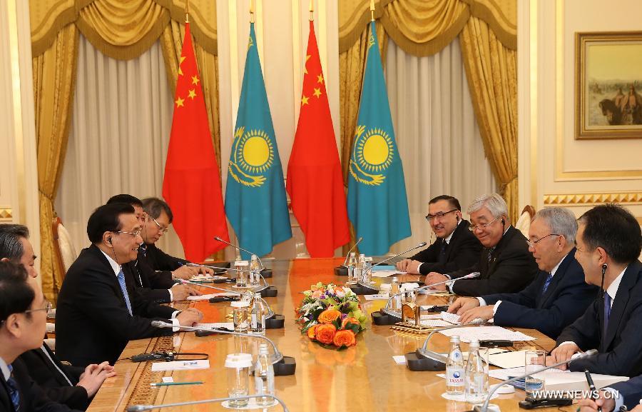 Le Premier ministre chinois appelle à développer la coopération avec le Kazakhstan