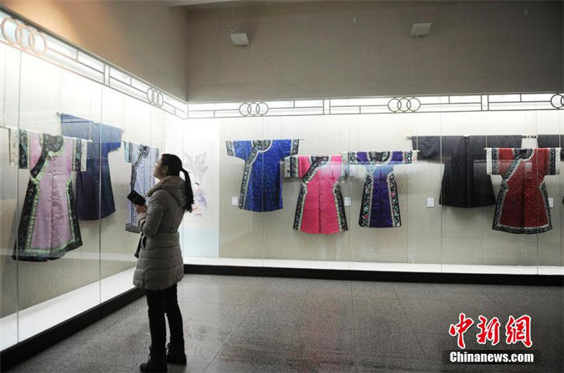 Des tenues de l'empereur Qianlong exposées à Changchun