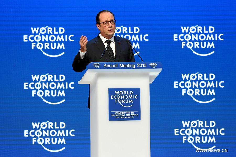 Le président français appelle les milieux économiques à rejoindre la lutte contre le terrorisme 