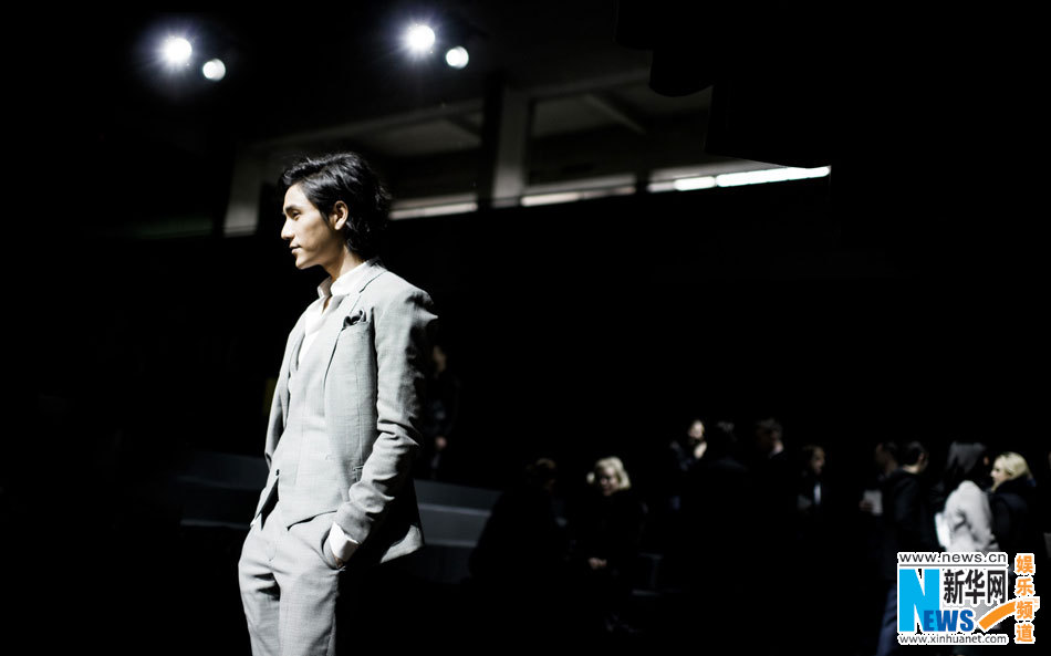 Les acteurs Chen Kun et Song Seung Heon à Paris pour la Fashion Week Hommes