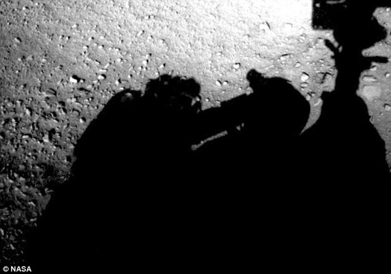 Une « silhouette » sur Mars suscite la controverse