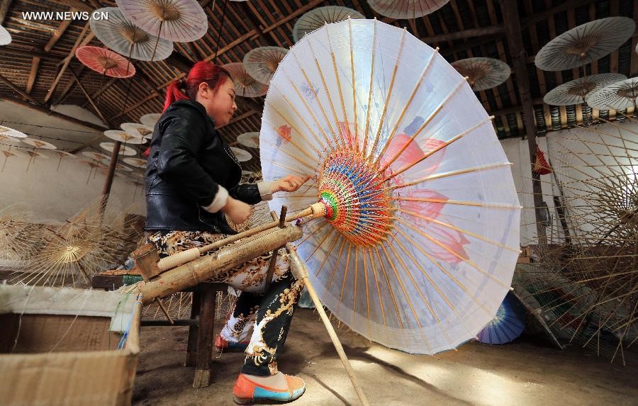 Les ombrelles de papier huilé du Sichuan