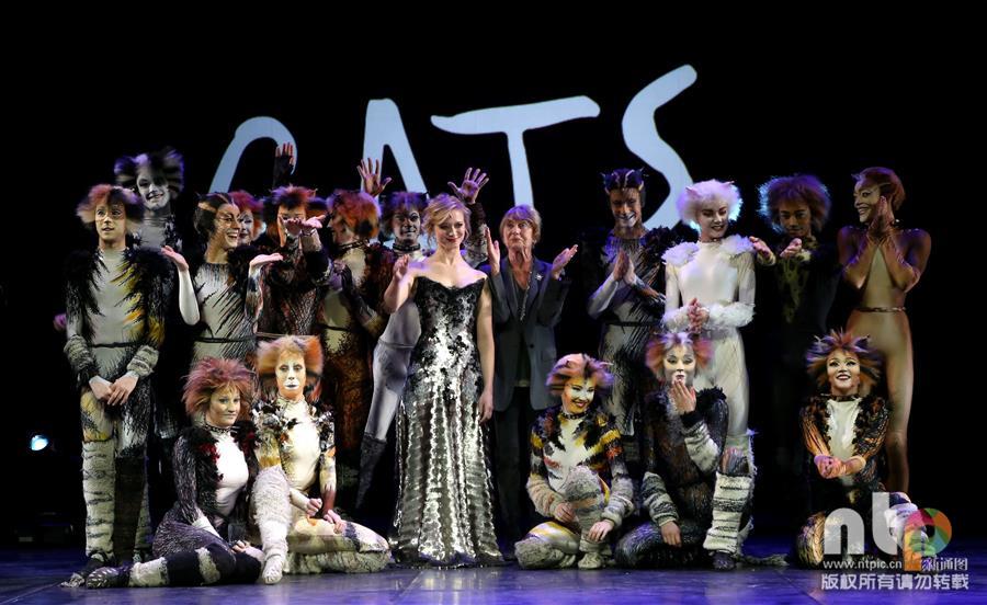 La comédie musicale "Cats" à Paris