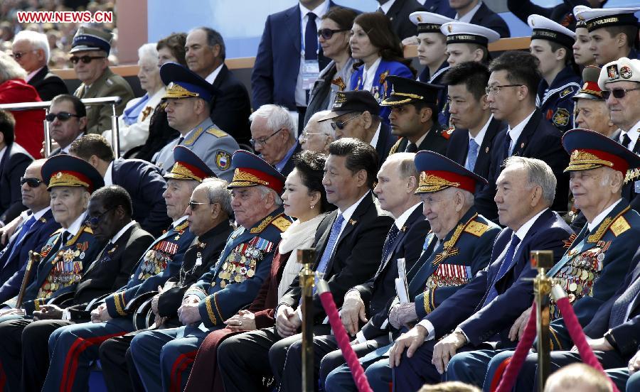 Le président chinois assiste au défilé du Jour de la Victoire en Russie, célébrant la victoire partagée avec Poutine