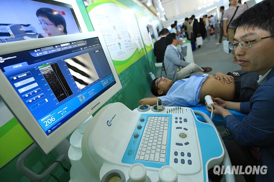 La CHITEC dévoile les dernières innovations de Zhongguancun