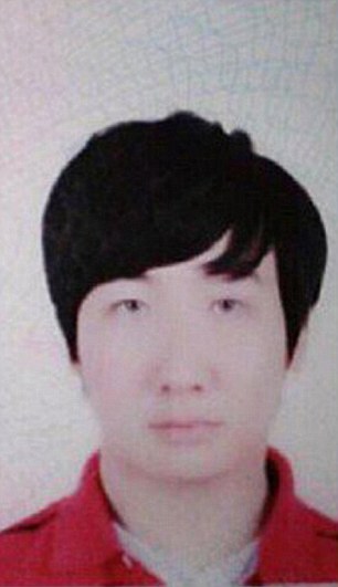 Un mannequin chinois critiqué en ligne pour des selfies nus au milieu de tas d'argent et des critiques ouvertes des « gens laids»