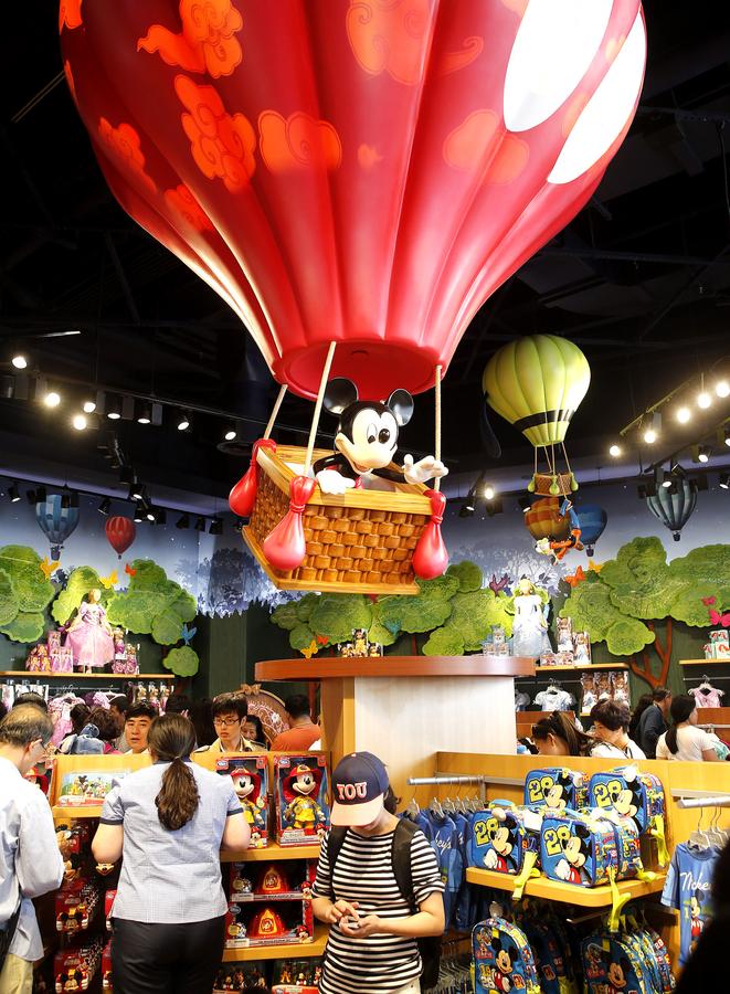Le magasin phare de Disney ouvre à Shanghai