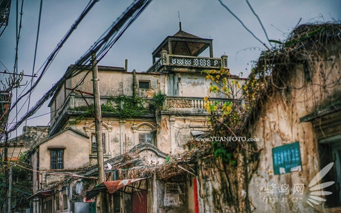 Un berceau de la culture locale, une gastronomie unique, des habitants qui cultivent l'esprit d'initiative, une architecture folklorique... voilà les caractéristiques qui font le charme de Chaozhou, vieille ville côtière de la province du Guangdong. (Crédit photo : Yuanxingbilu)