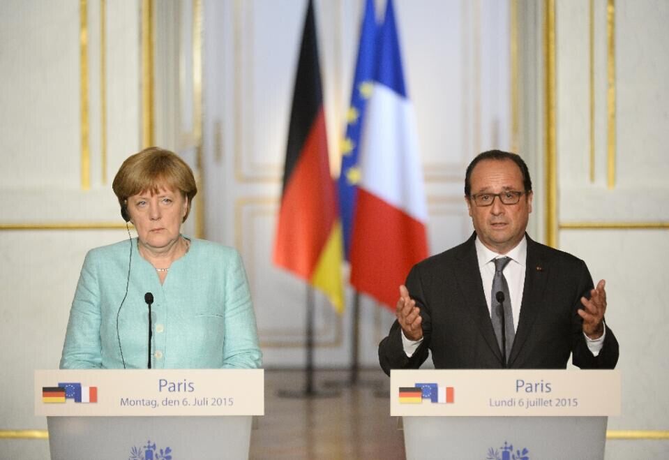 Angela Merkel et Francois Hollande exhortent la Grèce à faire des propositions rapides et sérieuses