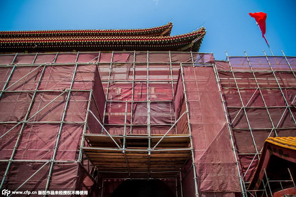 La porte Tian'anmen se refait une beauté