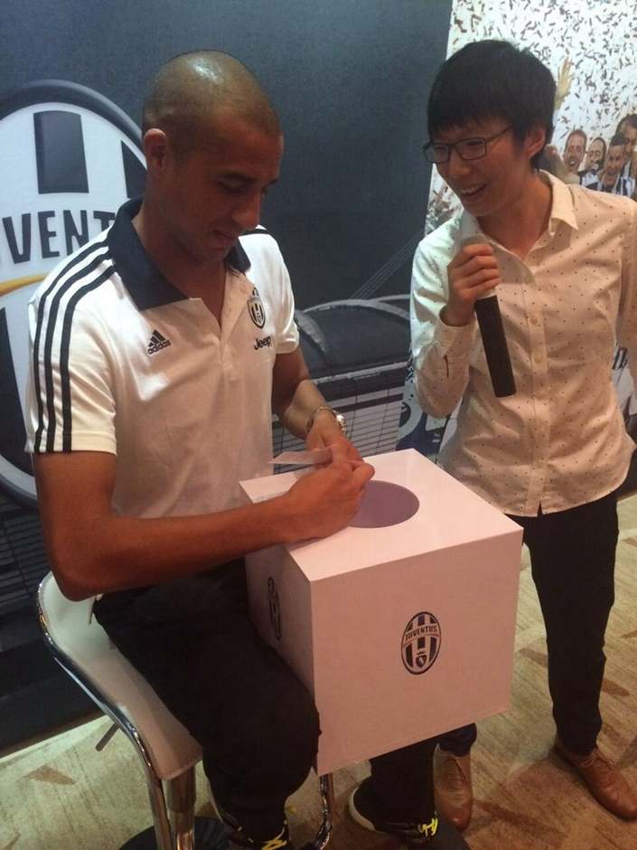 David Trezeguet à Shanghai