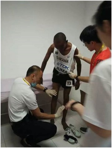 Un athlète tanzanien ne parlant que le swahili soigné dans un hôpital de Beijing