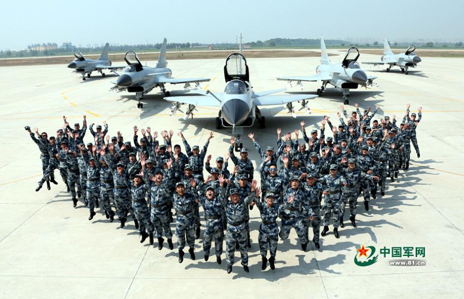 Journée de la Victoire :  la force aérienne à l'honneur