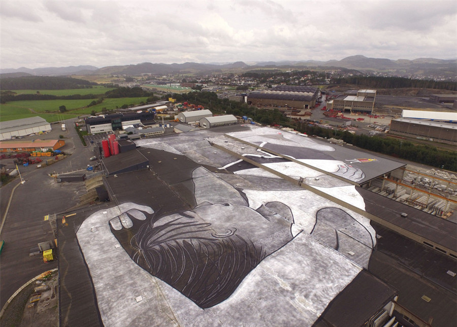 Norvège : deux Français créent la plus grande peinture murale