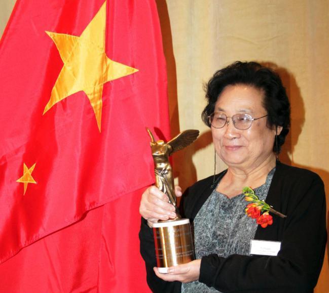 Le Prix Nobel de médecine attribué à une scientifique chinoise spécialiste de la MTC