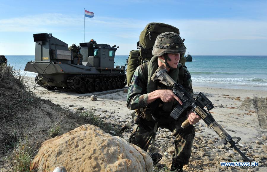 L'OTAN mène l'exercice militaire Trident Juncture 2015