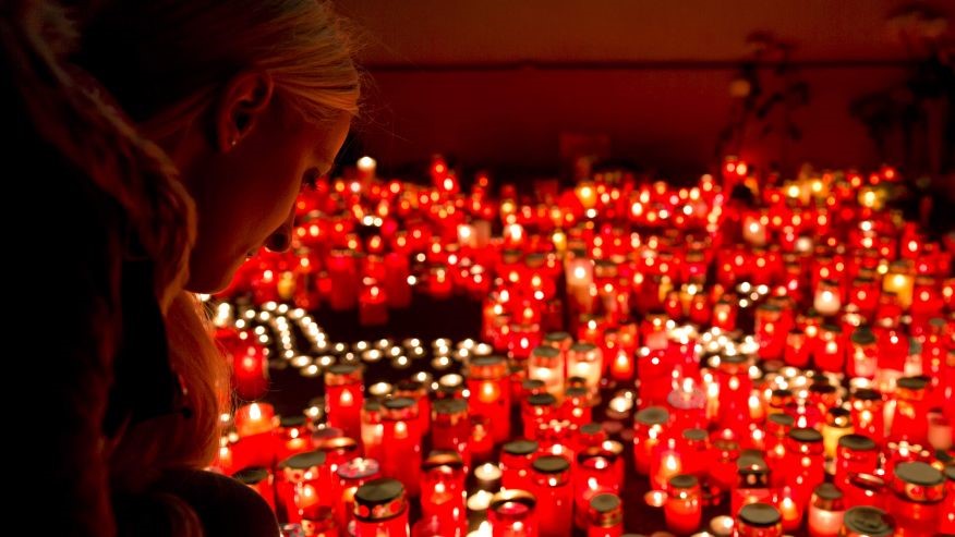 Roumanie : incendie dans une boite de nuit de Bucarest, 29 morts et des centaines de blessés