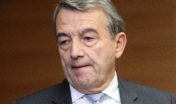 Le président de la Fédération allemande de football démissionne en plein scandale de corruption