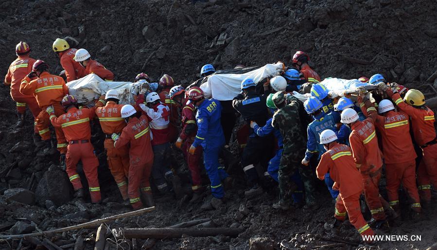 Chine : 16 morts dans un glissement de terrain au Zhejiang