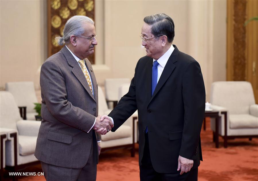 Yu Zhengsheng appelle au renforcement de la coopération économique avec le Pakistan