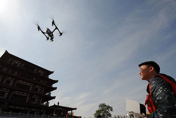 Face aux restrictions en ville, les fabricants de drones se tournent vers les campagnes