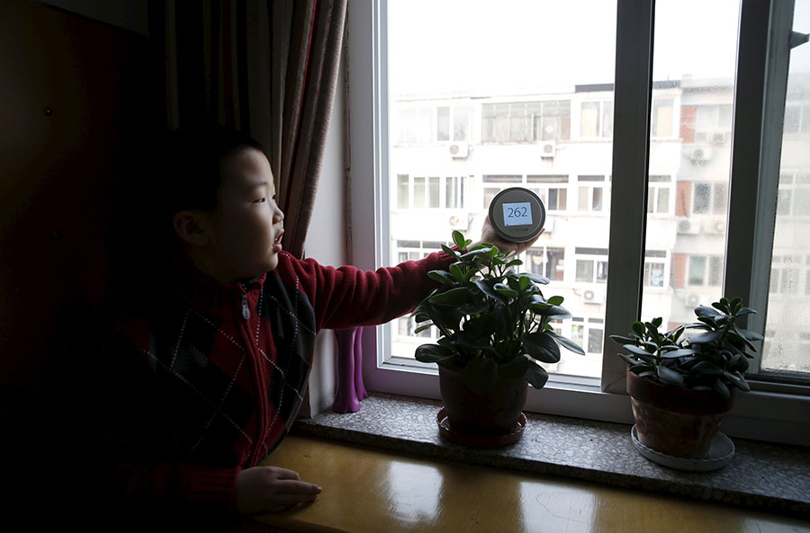 Smog à Beijing : la vie d'une famille en pleine alerte rouge