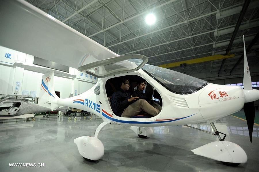 La Chine lance la production de masse de son premier avion électrique