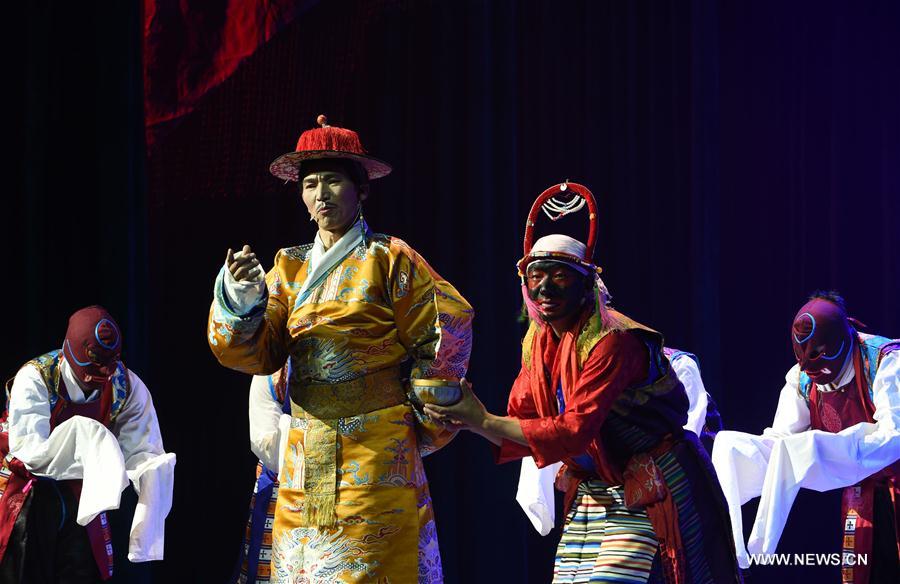 Chine : première à Lhassa de l'opéra tibétain traditionnel 