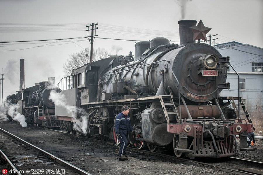 Une page d'histoire se tourne... les dernières locomotives à vapeur de Chine bientôt à la retraite