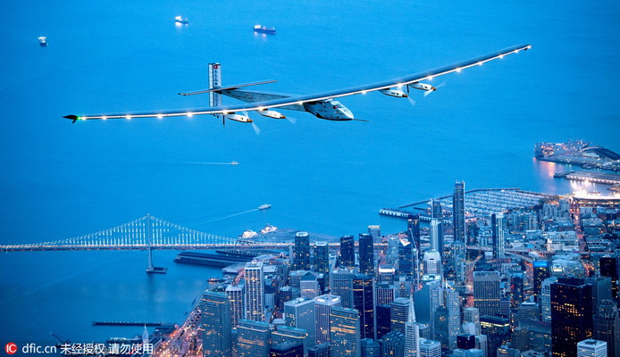 Solar Impulse 2 est arrivé sans encombre en Californie après avoir traversé le Pacifique