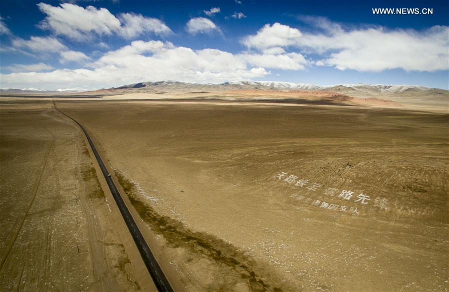 Xinjiang-Tibet : l’autoroute des sommets