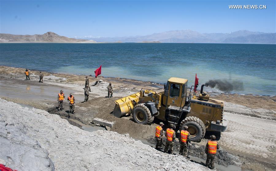 Xinjiang-Tibet : l’autoroute des sommets