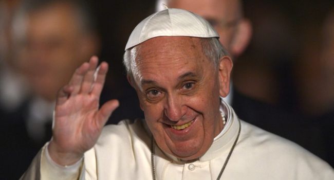 Le Pape François ouvre la porte à de possibles nominations de femmes dans l’église catholique