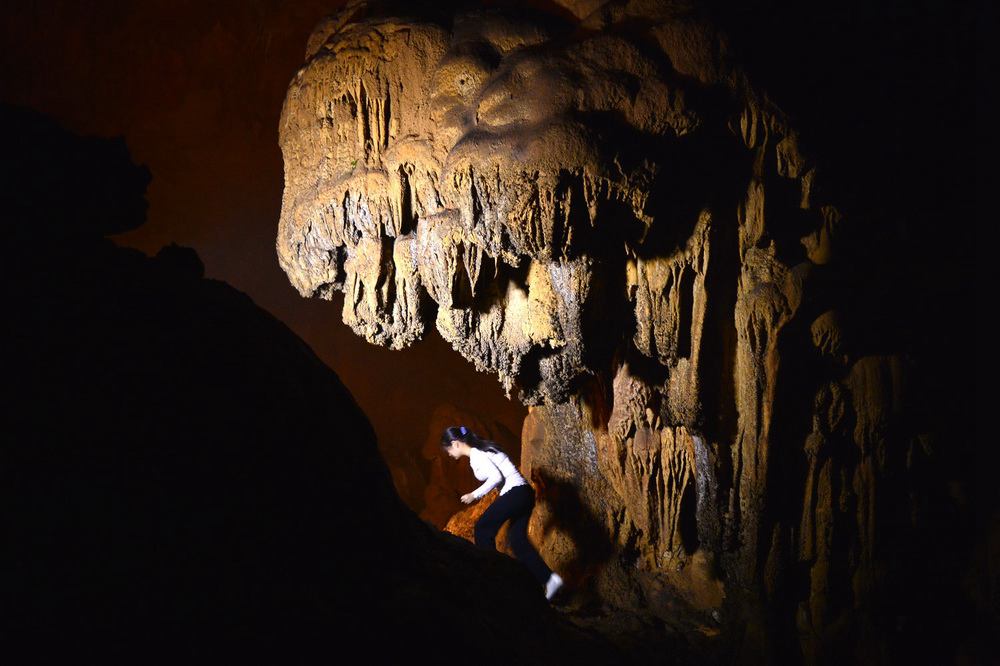 Une gigantesque grotte karstique en plein cœur de la Chine