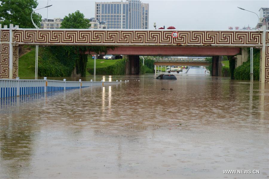 Des pluies torrentielles causent des ravages à travers la Chine