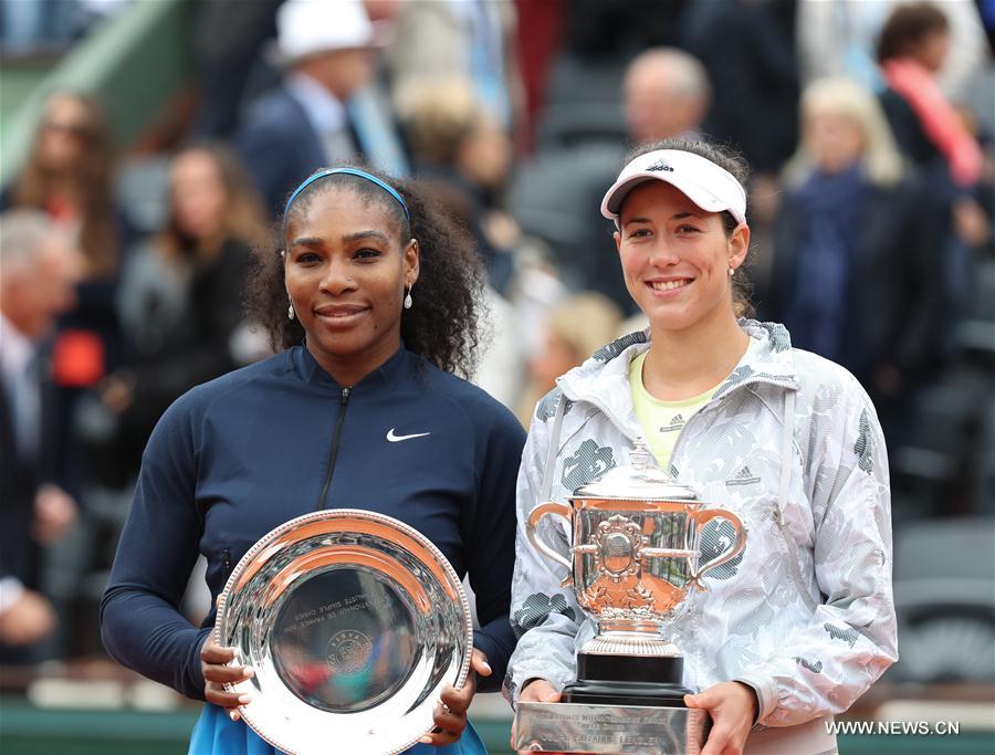 Garbine Muguruza bat Serena Williams et remporte Roland Garros